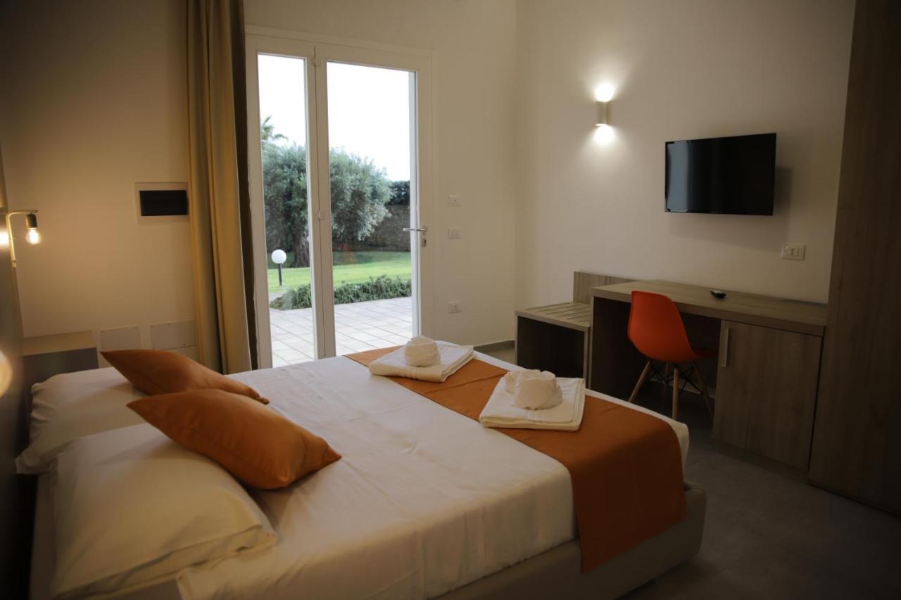 Oasi Guzzetta Hotel&Case Vacanze 마르살라 외부 사진